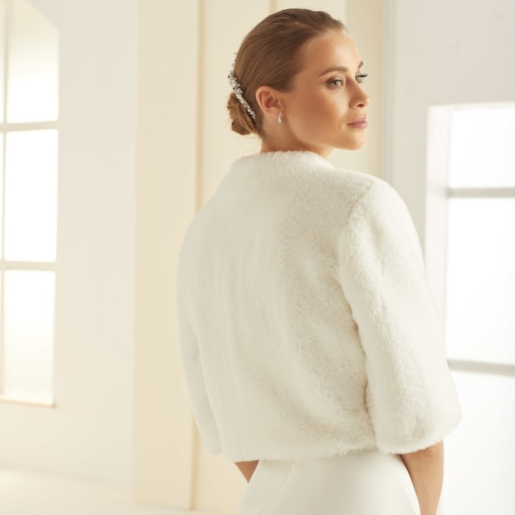 Bianco Ivory Faux Fur Elbow Length Wedding Jacket E307