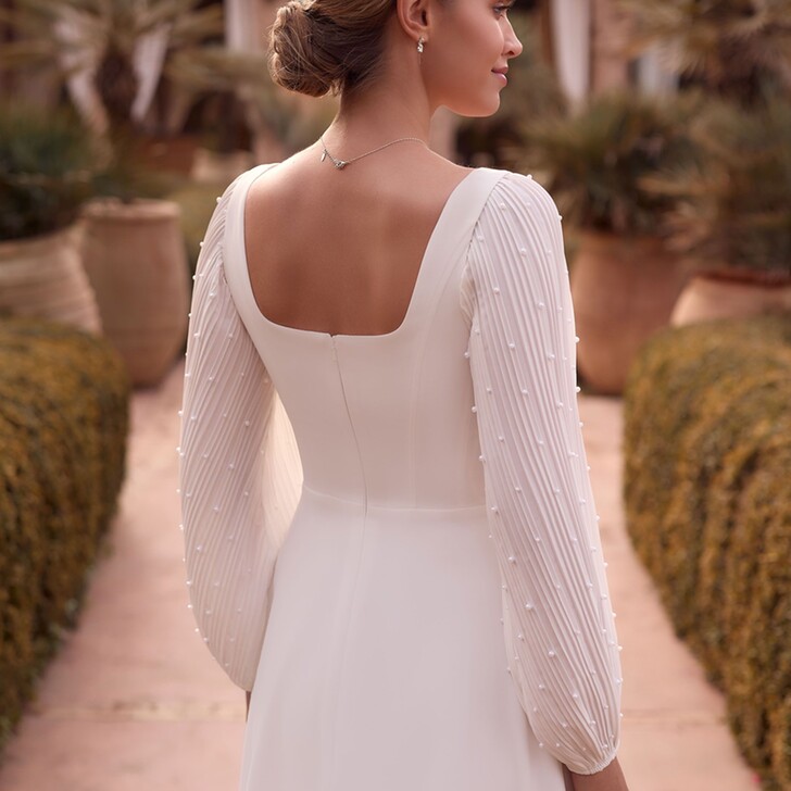 Bianco Ivory Pearl Embellished Chiffon Bridal Sleeves