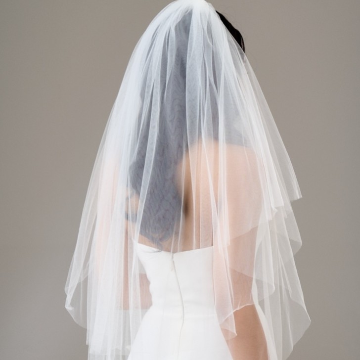 Bloomington Elfenbein Zweistufiger Schleier mit Blumenmotiven