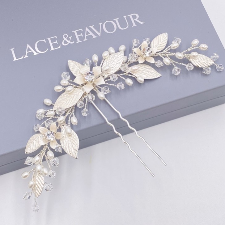 Carlene Silber Blumen und Blätter Haarnadel