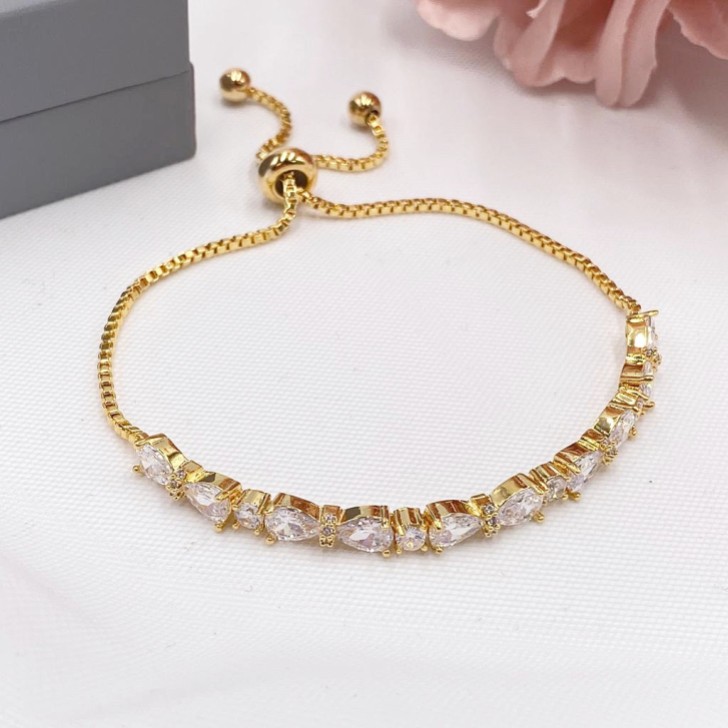 Charlee Chic Cubic Zirconia Wedding Bracelet (Gold)