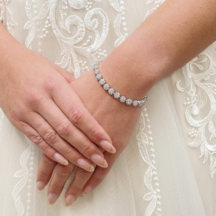 Claverley Rundes Kristall verschönertes Hochzeitsarmband
