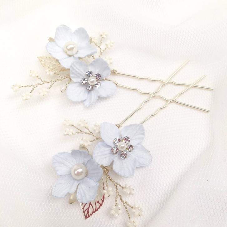 Delphinium Blassblaue Blumen und Zweige Haarnadel