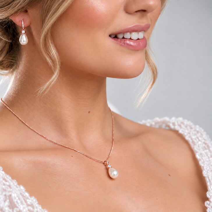 Dolci Rose Gold Teardrop Pearl Pendant Necklace