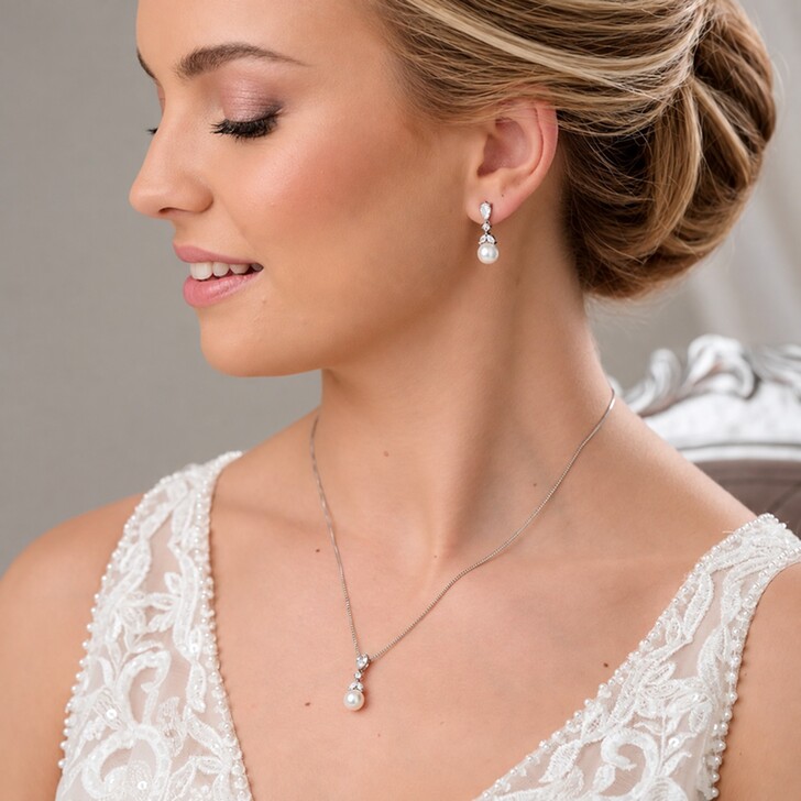 Elegance Kristall und Perle Brautschmuck Set