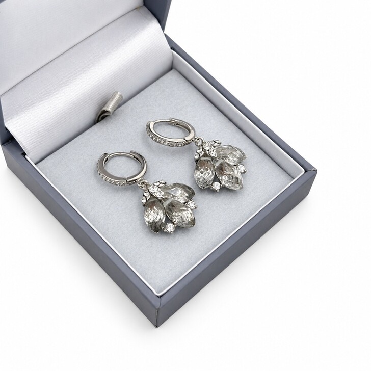 Emille Vintage - Boucles d'oreilles Huggie avec gouttes de cristal