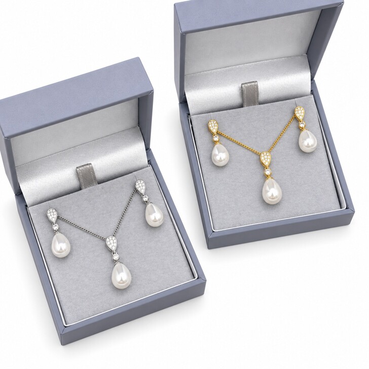 Conjunto de joyas Faye Silver con perlas en forma de lágrima y cristales