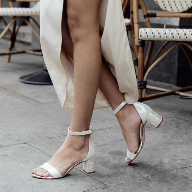 Freya Rose Martene Midi Champagner Wildleder Mutter der Perle Blockabsatz Sandalen