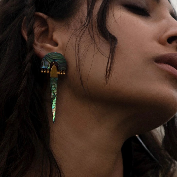 Freya Rose Orecchini di madreperla Myla Verde