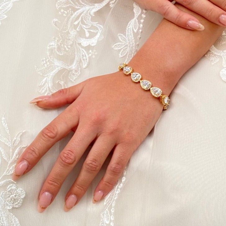 Hampton Teardrop Cubic Zirconia Wedding Bracelet (Gold)