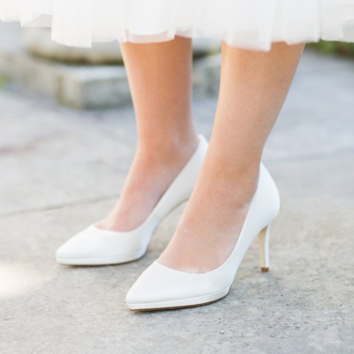 Harriet Wilde Joanie Mid Elfenbein Satin Plateau Schuhe