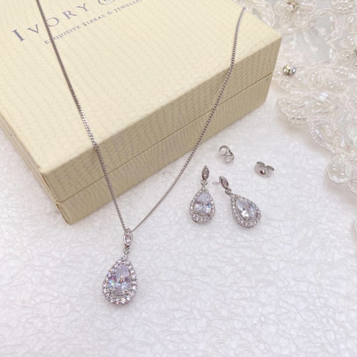 Ivory and Co Belmont Silber Kristall Brautschmuck Set