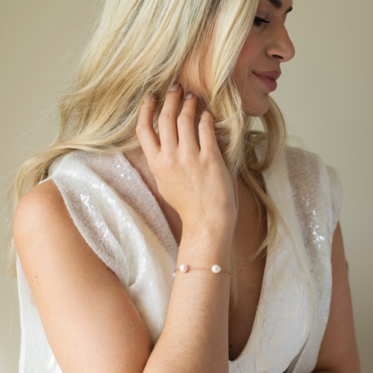 Ivory and Co Bermuda Rose Gold Baroque Pearl Dainty Chain Bracelet