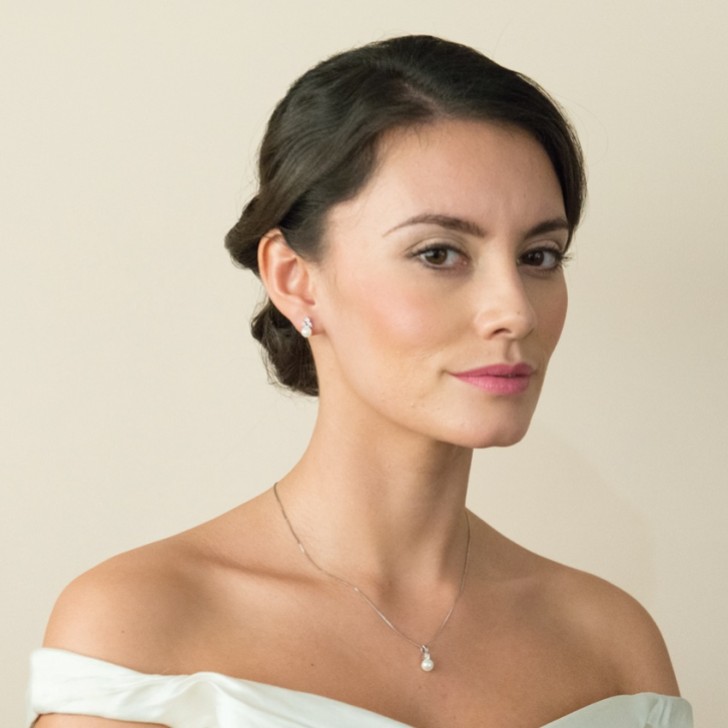 Ivory and Co Classic Pearl Pendant Necklace