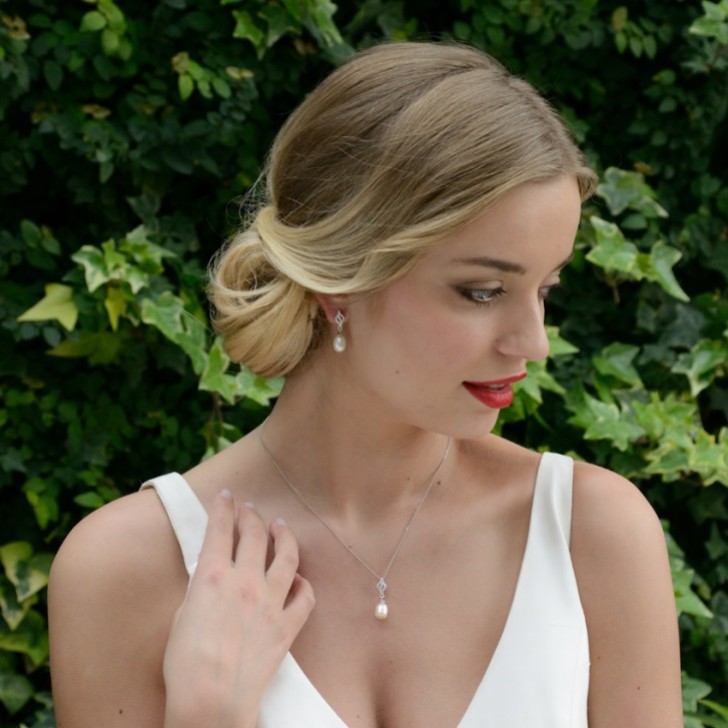 Ivory and Co Lisbon Pearl Drop Wedding Earrings