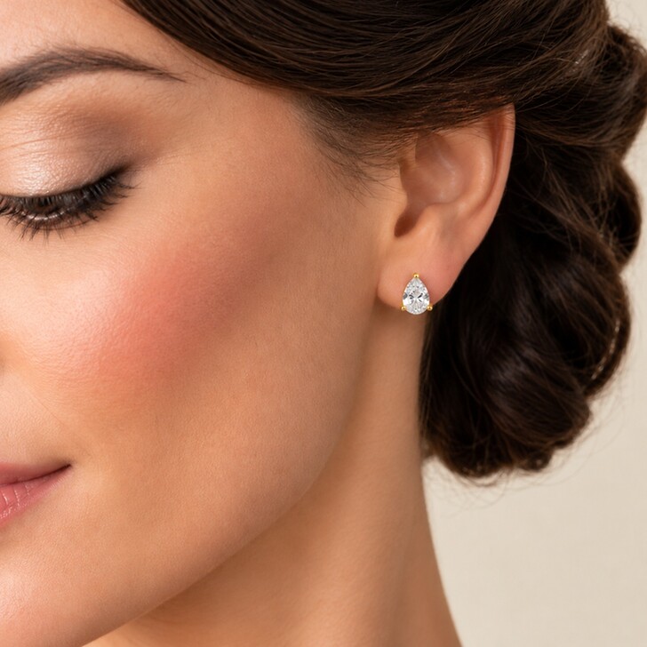Ivory and Co Pendientes de botón «Manhattan Gold» con circonitas de corte en pera
