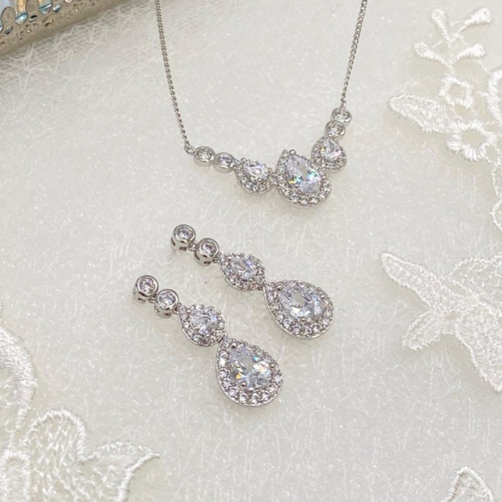 Ivory and Co Set di gioielli da sposa in argento Sorbonne