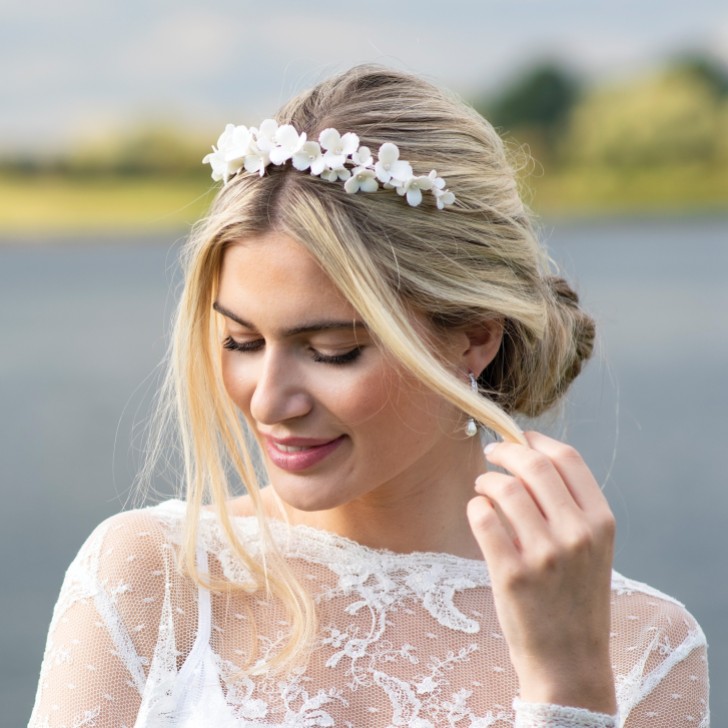 Ivory and Co Wildflower Ceramic and Pearl Floral Wedding Headpiece