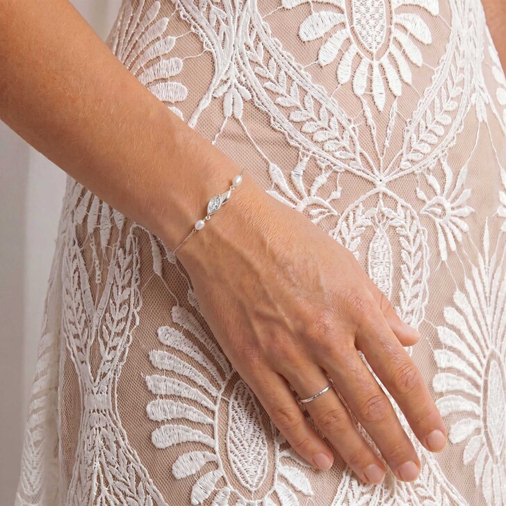 Ivory and Co Woodstock Silver Crystal Pearl Bracelet