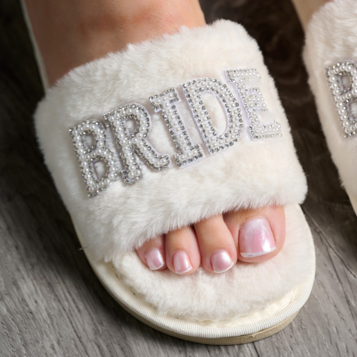 Ivory Faux Fur Diamante Bride Slippers