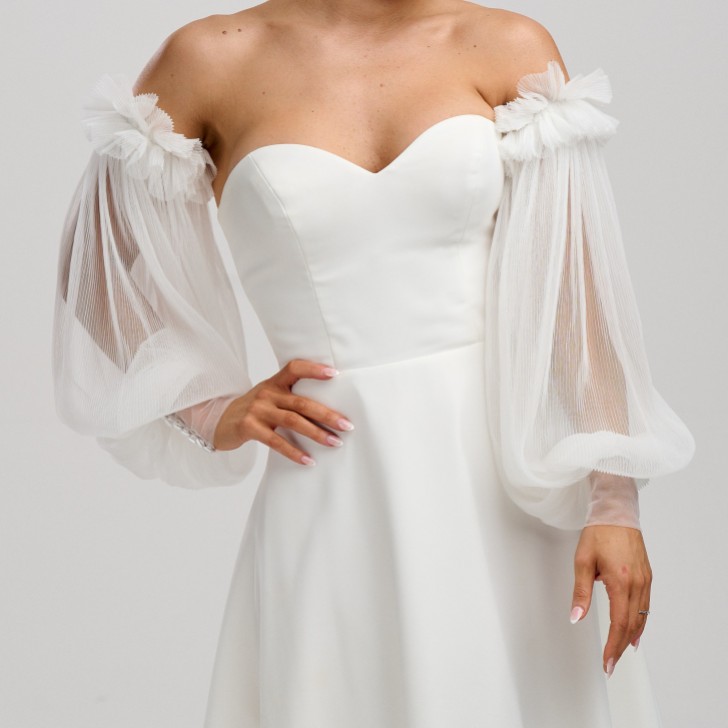 Ivory Plisse Tulle Puff Sleeves