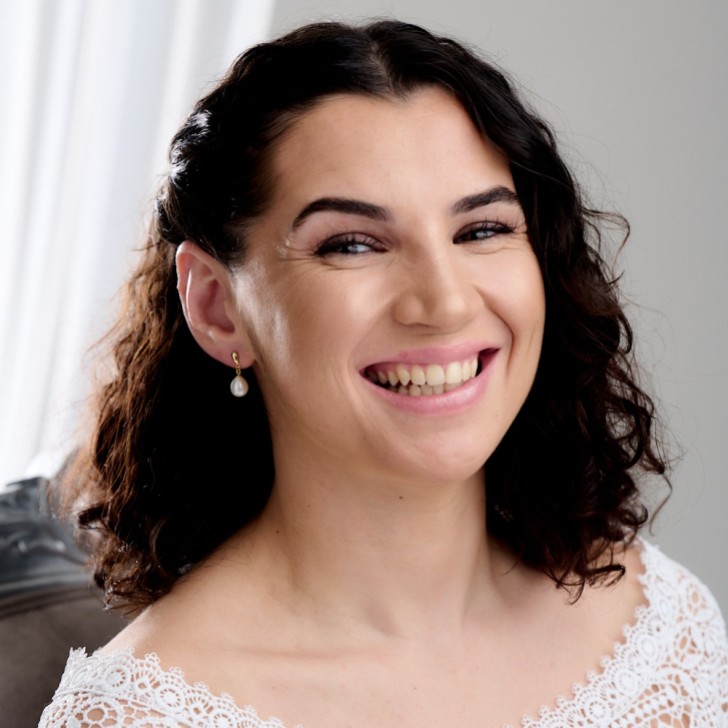 Kalea Gold Classic Freshwater Pearl Drop Earrings