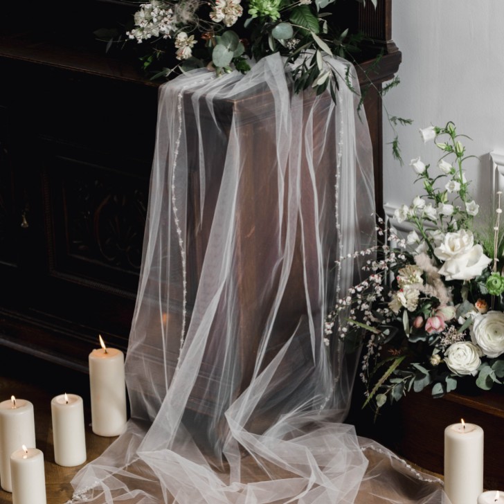 Linzi Jay Single Tier Veil with Pearl and Beaded Edge TLV8500