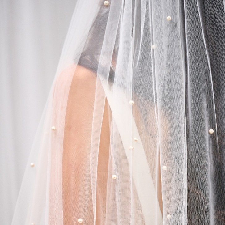 Marlow Einstöckiger Italienischer Tüll Schleier mit Perlenbesatz