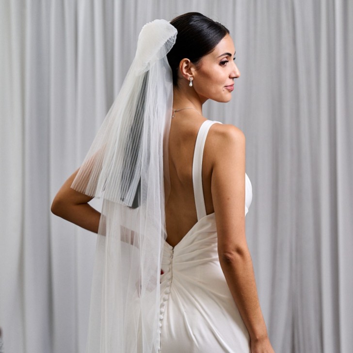 Mayfair Elfenbein Plissee Tüll Schleife Schleier