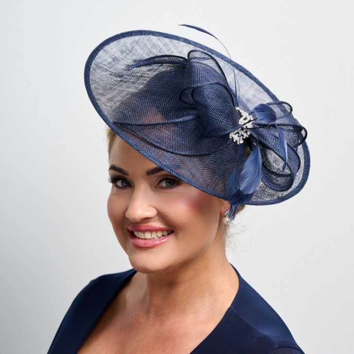 Marineblaue Diamant-Schleife Großer Sinamay-Scheiben-Hochzeits-Fascinator