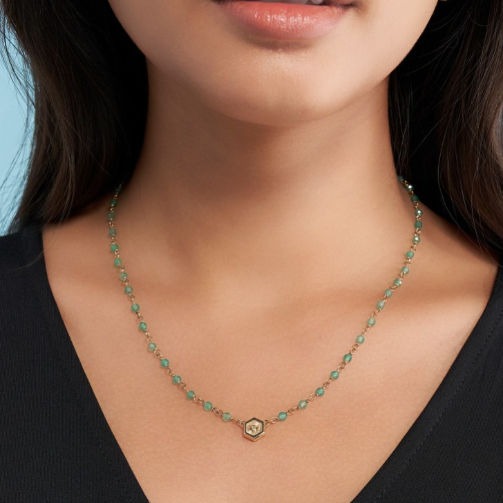 Olivia Burton Minima Bee Halskette mit grünem und vergoldetem Perlencharme