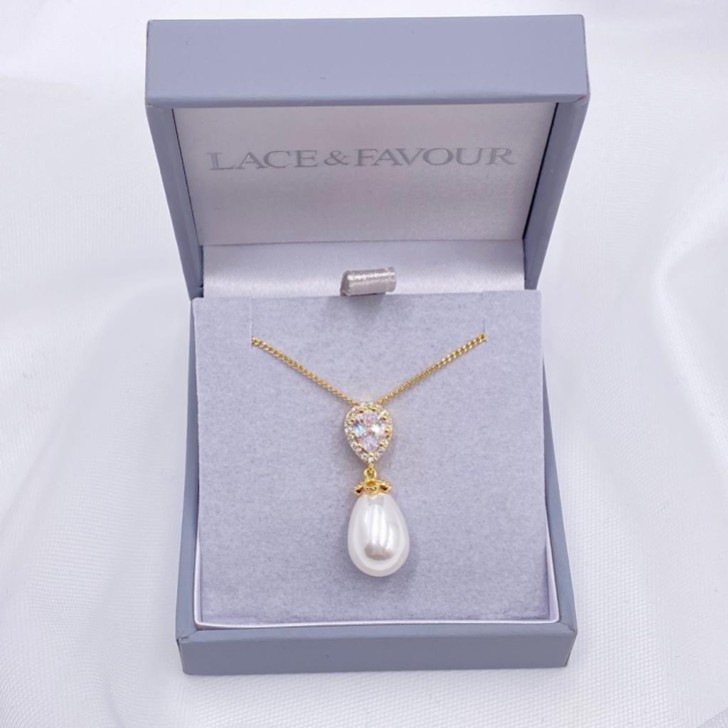 Paloma Teardrop Pearl Pendant Necklace (Gold)