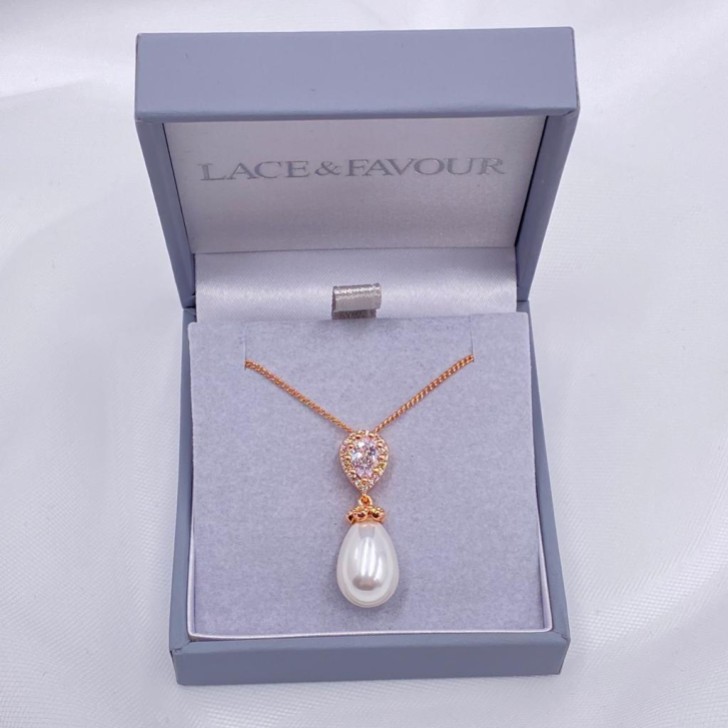 Paloma Teardrop Pearl Pendant Necklace (Rose Gold)