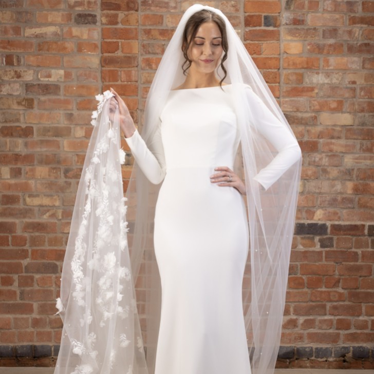 Perfect Bridal Ivory Single Tier 3D Flowers and Pearl Cathedral Veil