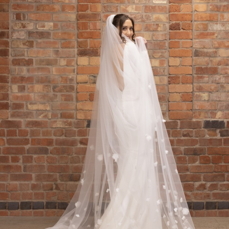 Perfect Bridal Ivory Single Tier 3D Flowers Cathedral Veil