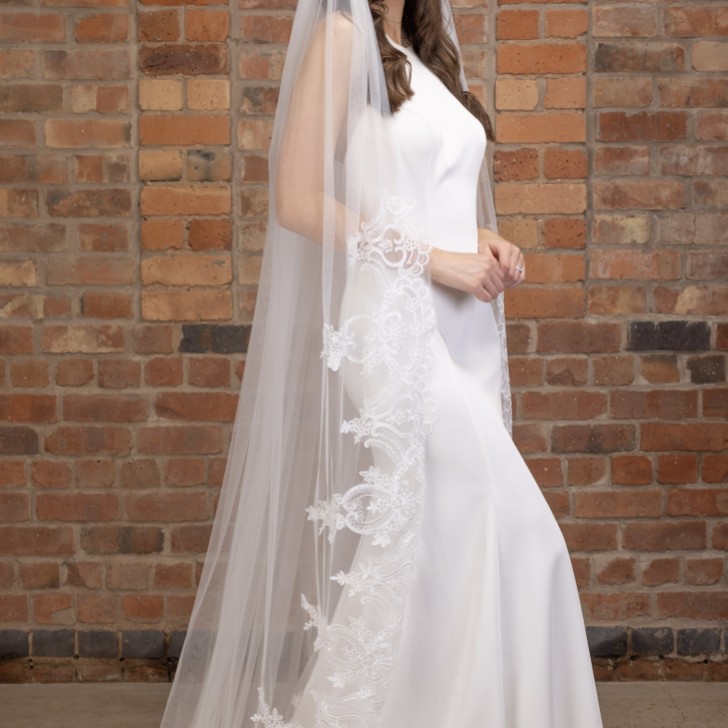 Perfect Bridal Velo avorio a un piano con strascico in pizzo