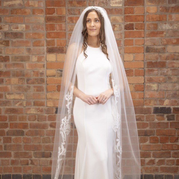 Perfect Bridal Ivory Single Tier Ornate Lace Chapel Veil