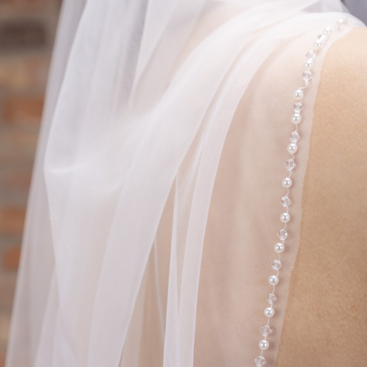 Perfect Bridal Ivory Single Tier Pearl and Crystal Edge Fingertip Veil