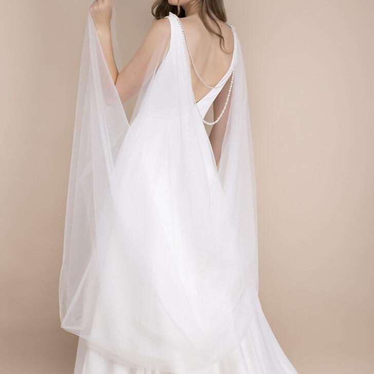 Perfect Bridal Ivory Tulle Pearl Beaded Chain Capel Veil