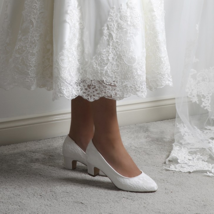 Perfect Bridal Melanie Färbbar Elfenbein Spitze Block Heel Gericht Schuhe