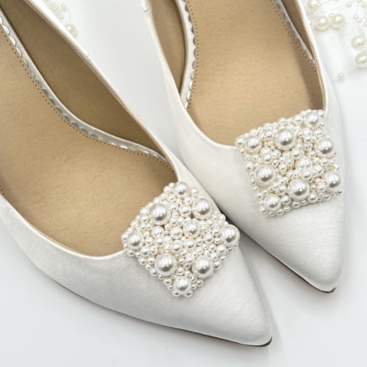 Rainbow Club Camille Square Pearl Embellished Shoe Clips