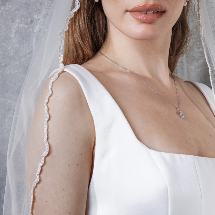 Rainbow Club Gazania Embroidered Scalloped Edge Waist Length Veil