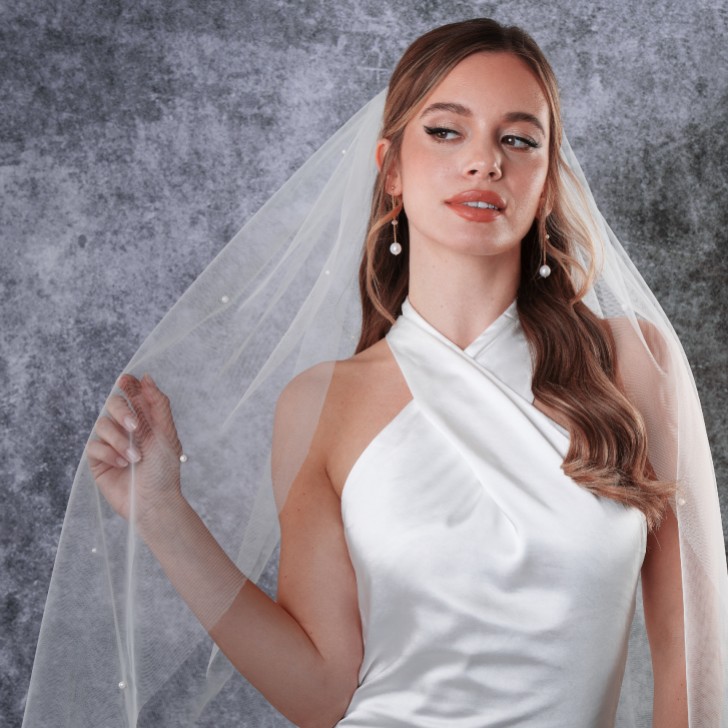 Rainbow Club Leilani Ivory Single Tier Scattered Pearl Fingertip Veil