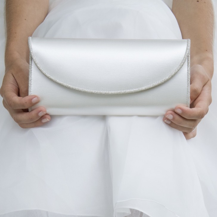 Rainbow Club Viki Färbbare Hochzeitstasche aus elfenbeinfarbenem Satin und Silberglitter