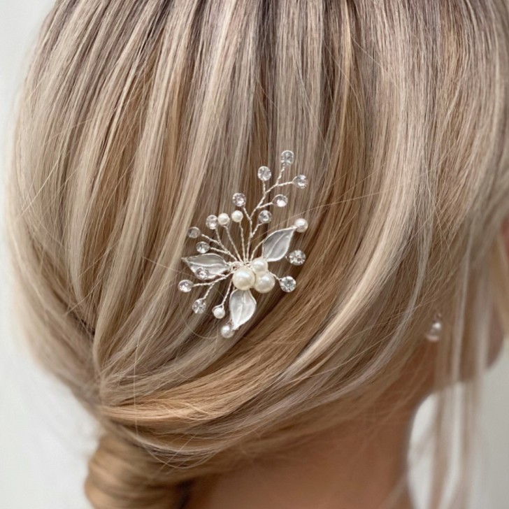 Romance Pearl and Crystal Silver Leaves Hair Pin