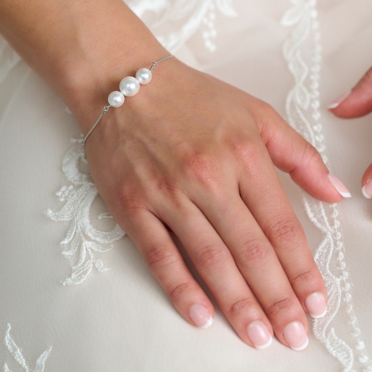 Sadie Silver Dainty Pearl Bracelet