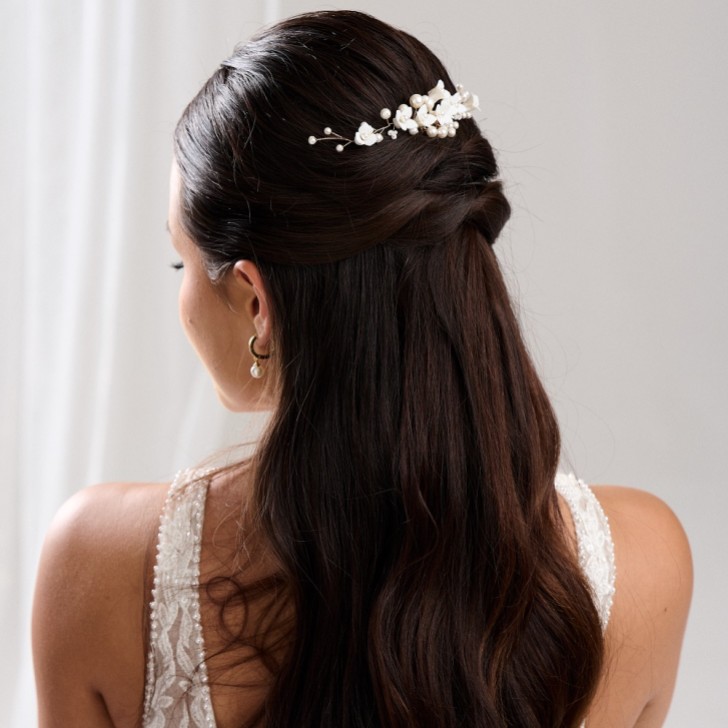Skye Porcelain Flowers and Pearl Bridal Hair Comb (Gold)