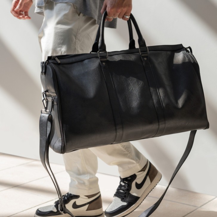 Stackers Men's Black Weekend Suit Bag