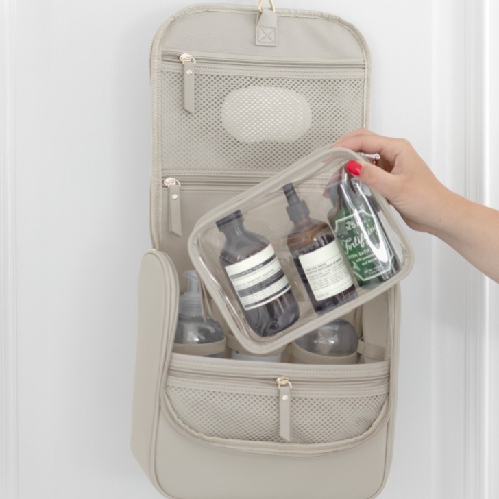 Stackers Oatmeal Hanging Wash Bag