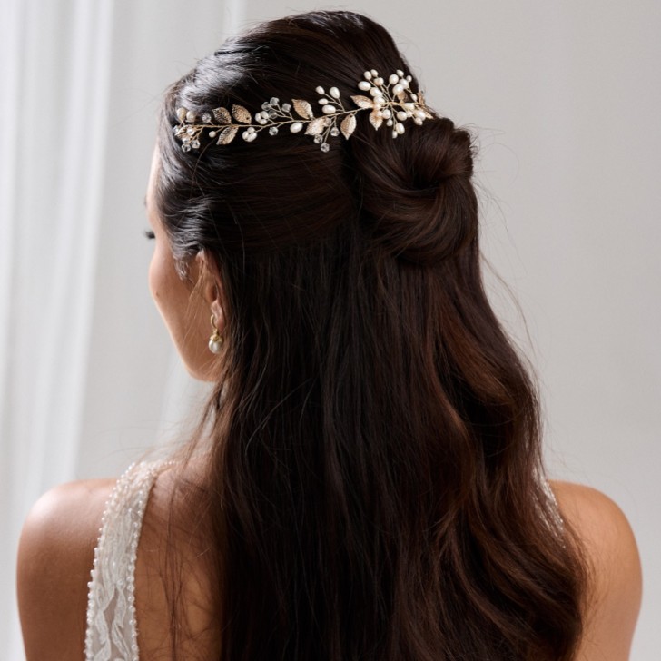 Woodland Dream Gold Leaves and Freshwater Pearl Hair Vine